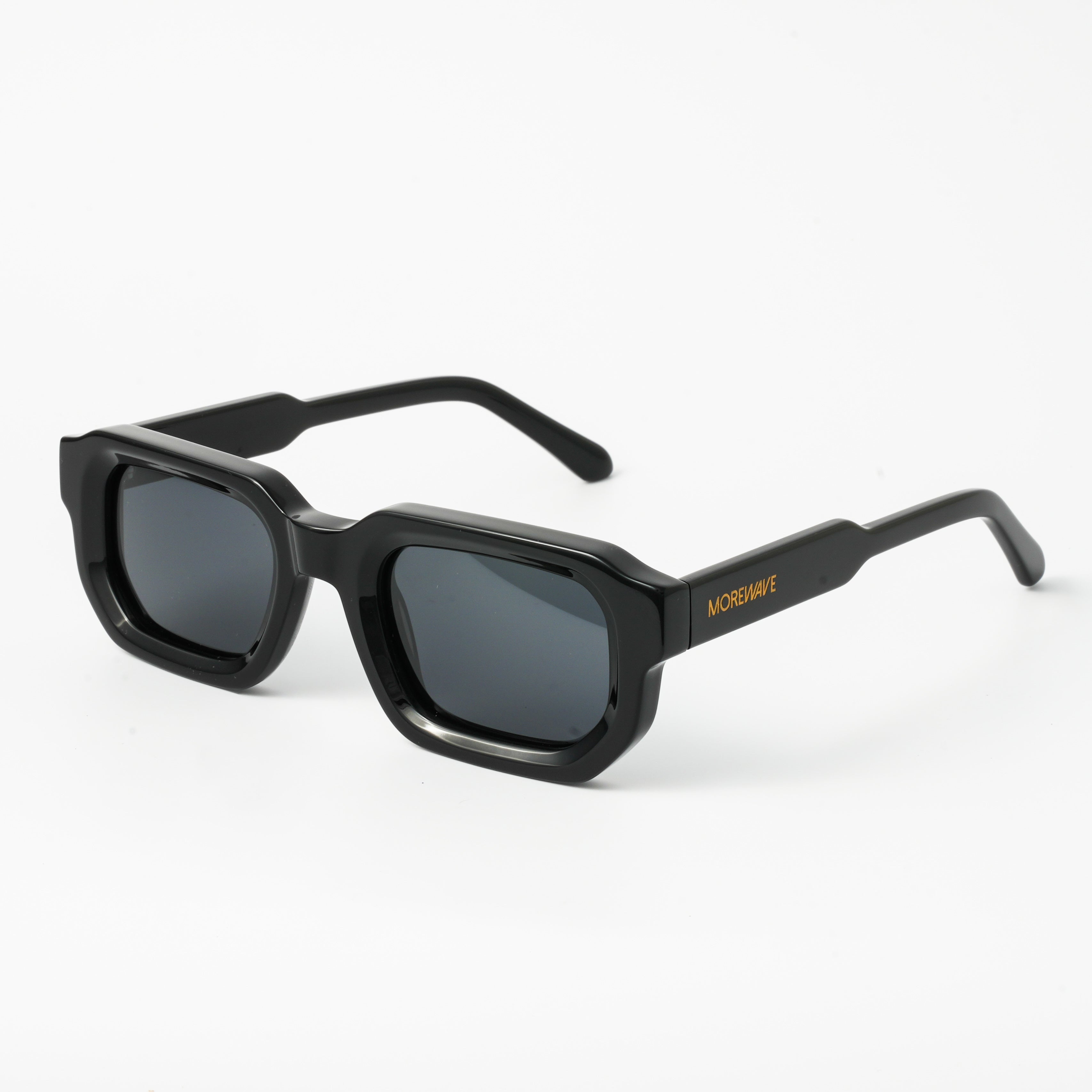 Nova Shades